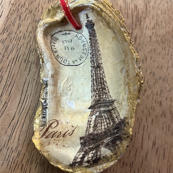 Handmade Paris Ornament - Picture 2 of 3